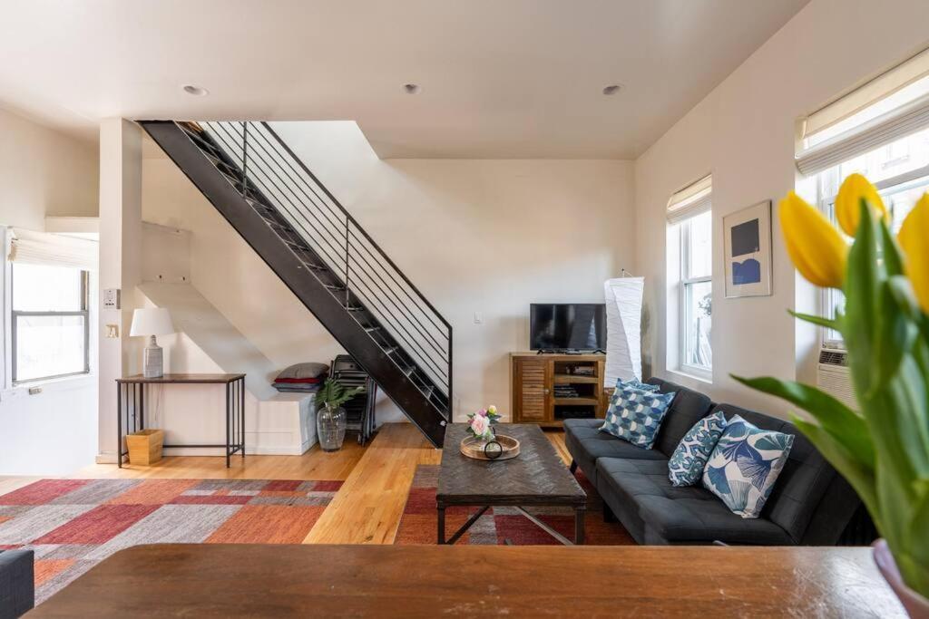 East Village Townhouse New York City Exterior photo