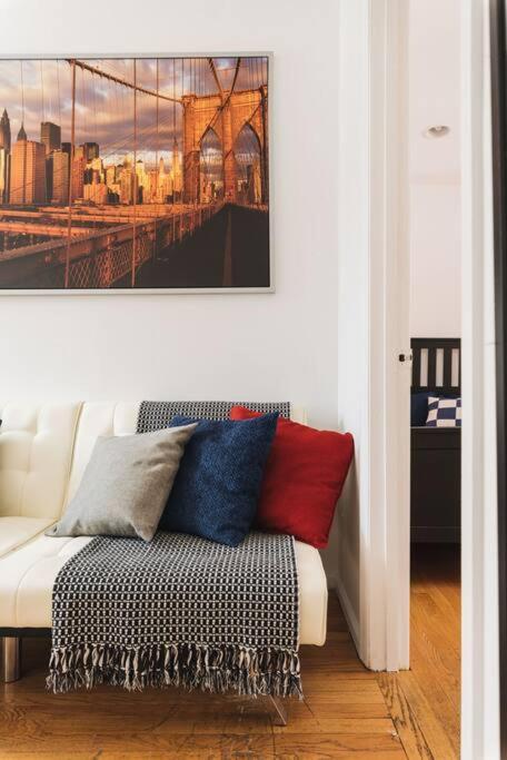 East Village Townhouse New York City Exterior photo