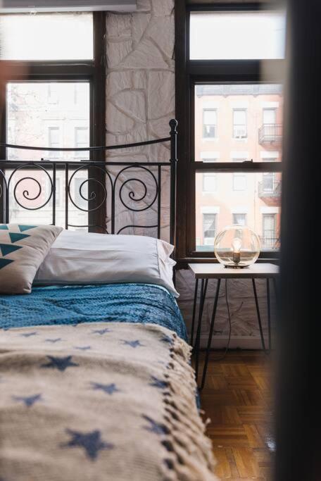 East Village Townhouse New York City Exterior photo