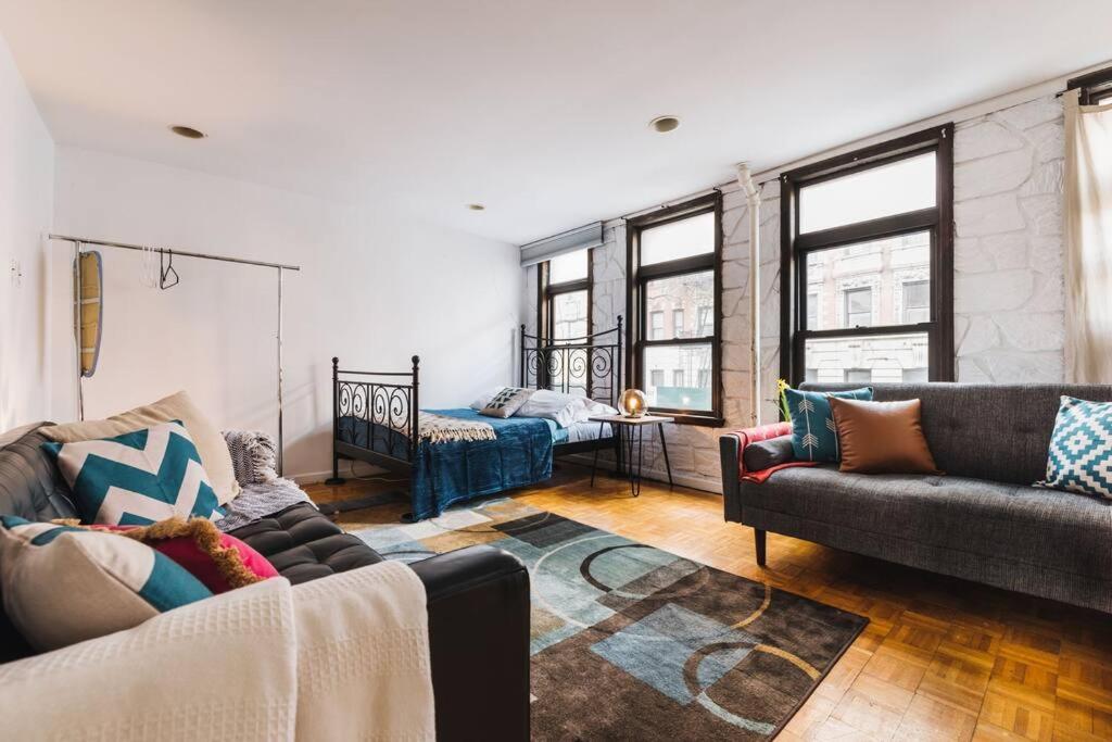 East Village Townhouse New York City Exterior photo