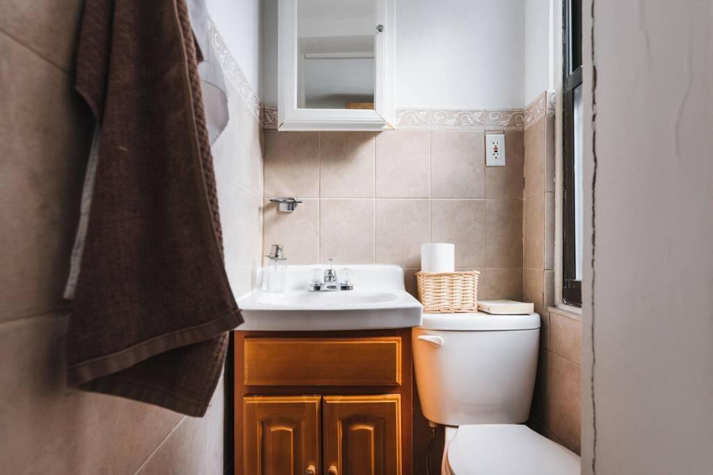 East Village Townhouse New York City Room photo