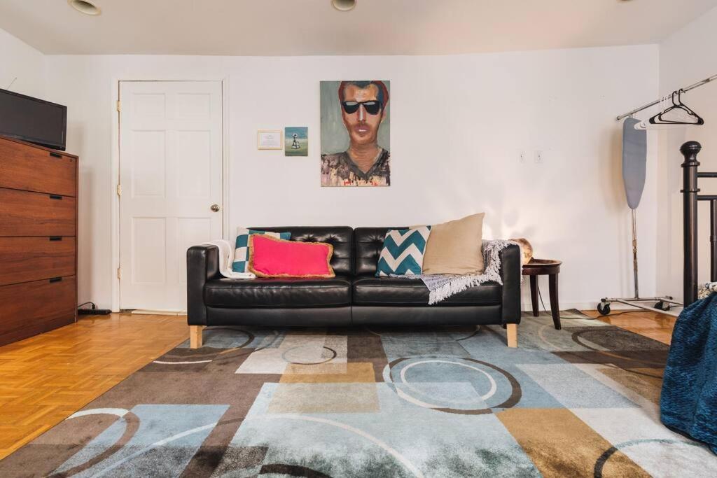 East Village Townhouse New York City Room photo
