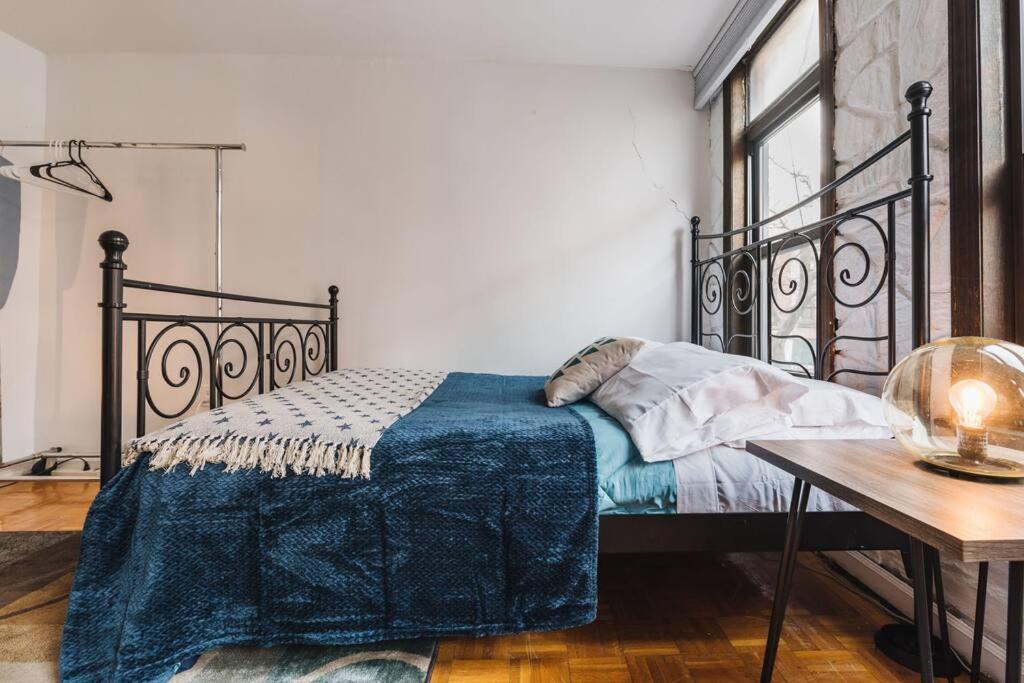 East Village Townhouse New York City Room photo
